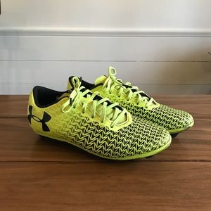 UnderArmour boys soccer/football cleats
